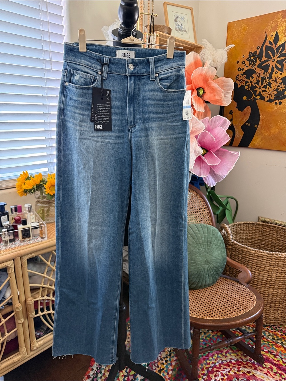 NWT Paige Anessa 31” Flamenco Distressed High Rise Wide Leg Classic Denim Jeans